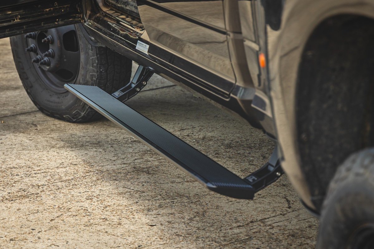 Ram 2500 Power Running Boards - Rough Country - HT-Series - '11-'26